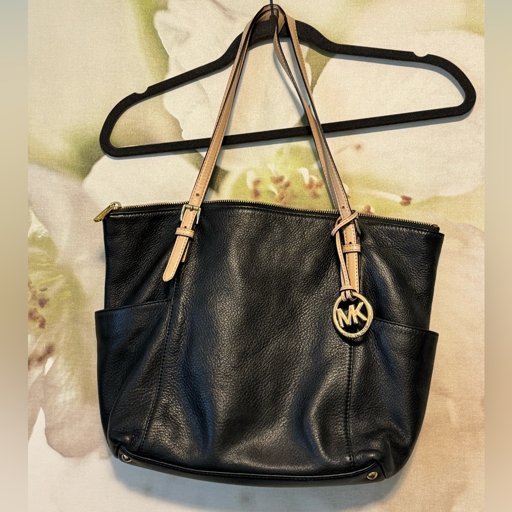 MICHAEL KORS LEATHER TOTE BAG